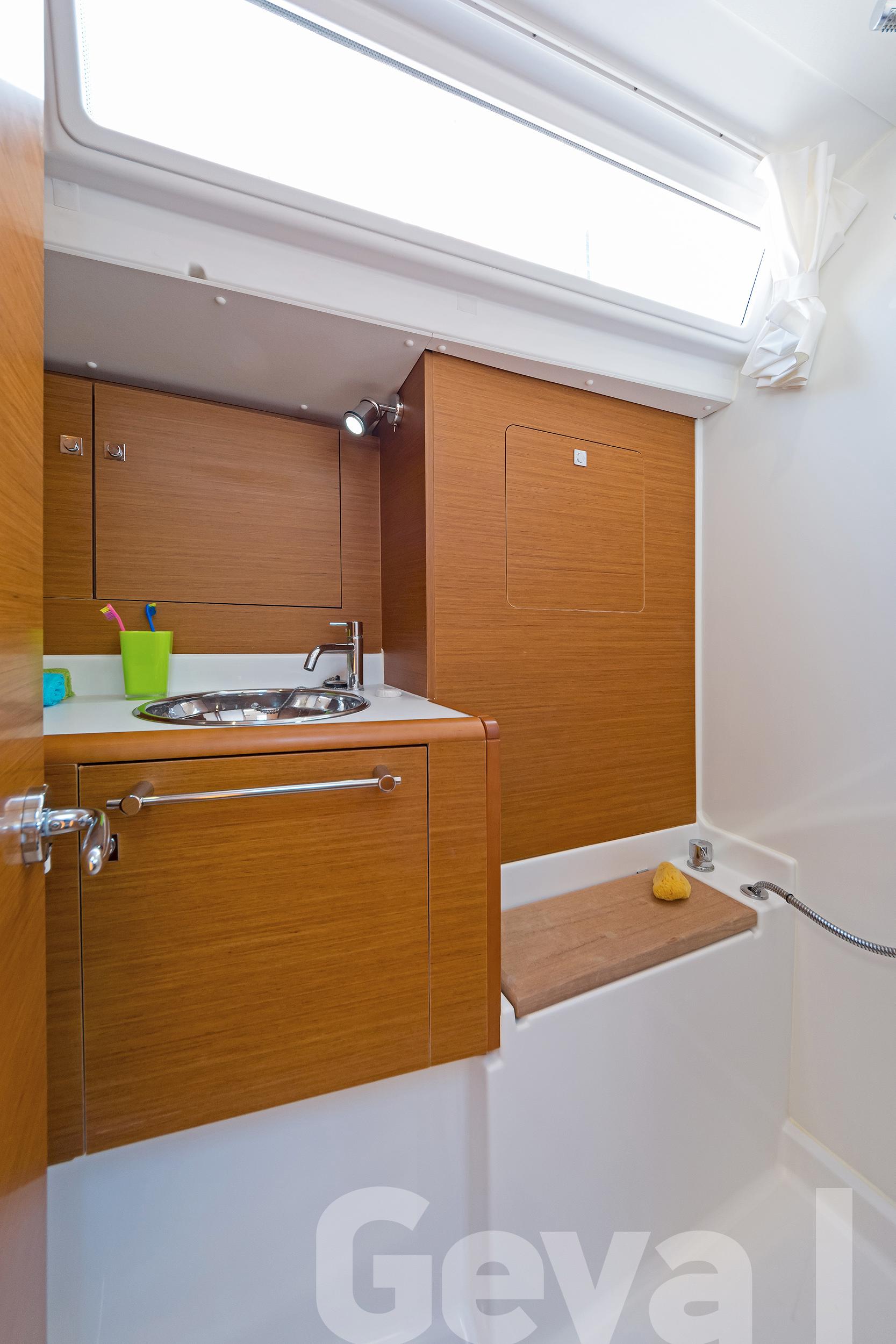 Sun Odyssey 419 - 3 cab., picture 17