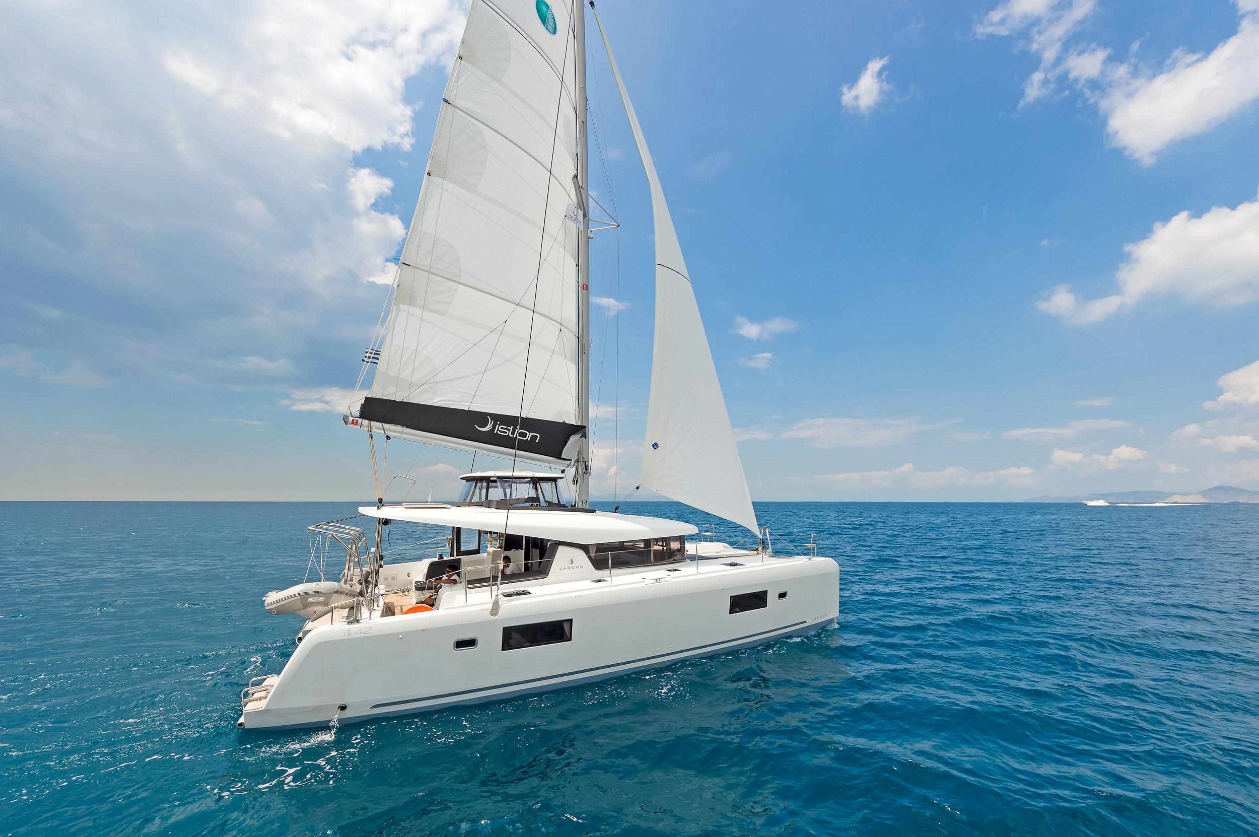 Lagoon 42 - 4 + 2 cab., picture 8