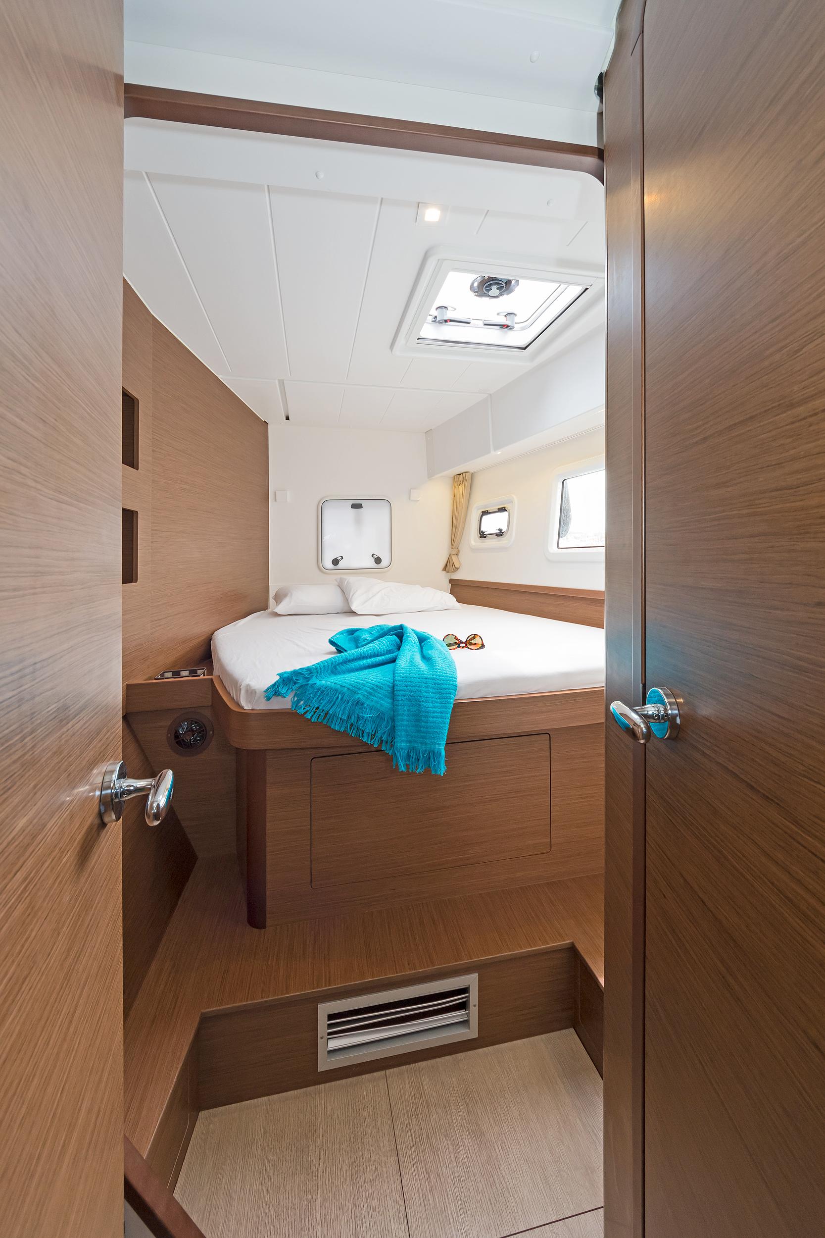 Lagoon 42 - 4 + 2 cab., picture 9