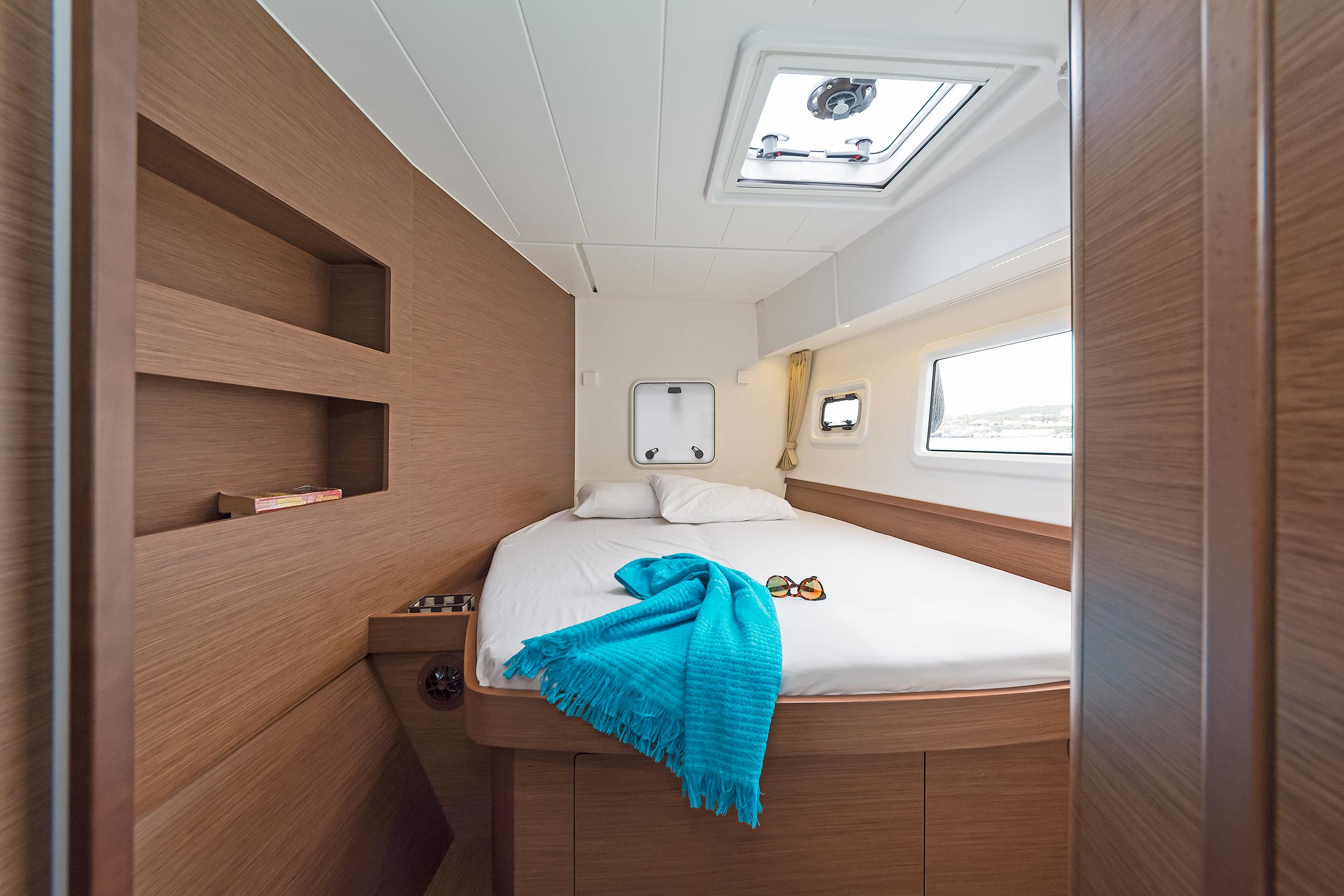 Lagoon 42 - 4 + 2 cab., picture 10