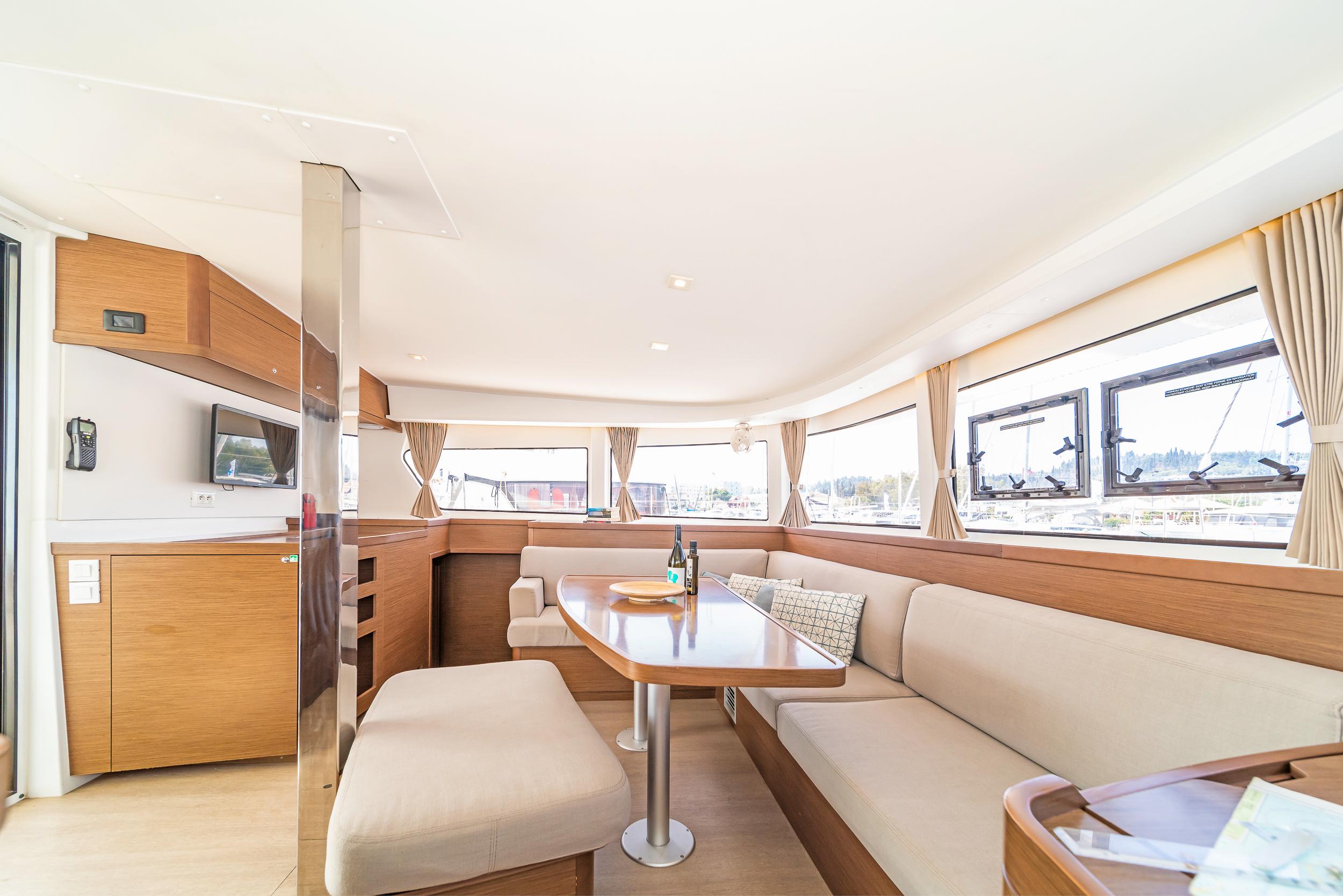 Lagoon 42 - 4 + 2 cab., picture 17