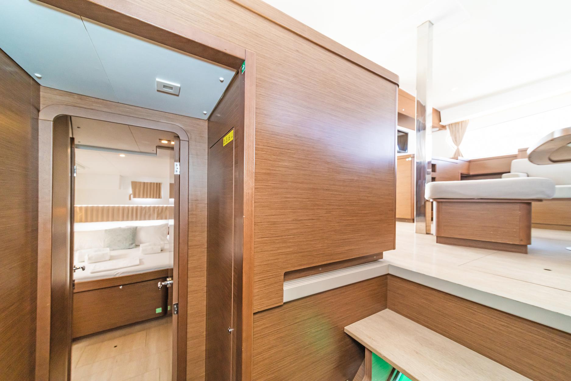 Lagoon 42 - 4 + 2 cab., picture 19