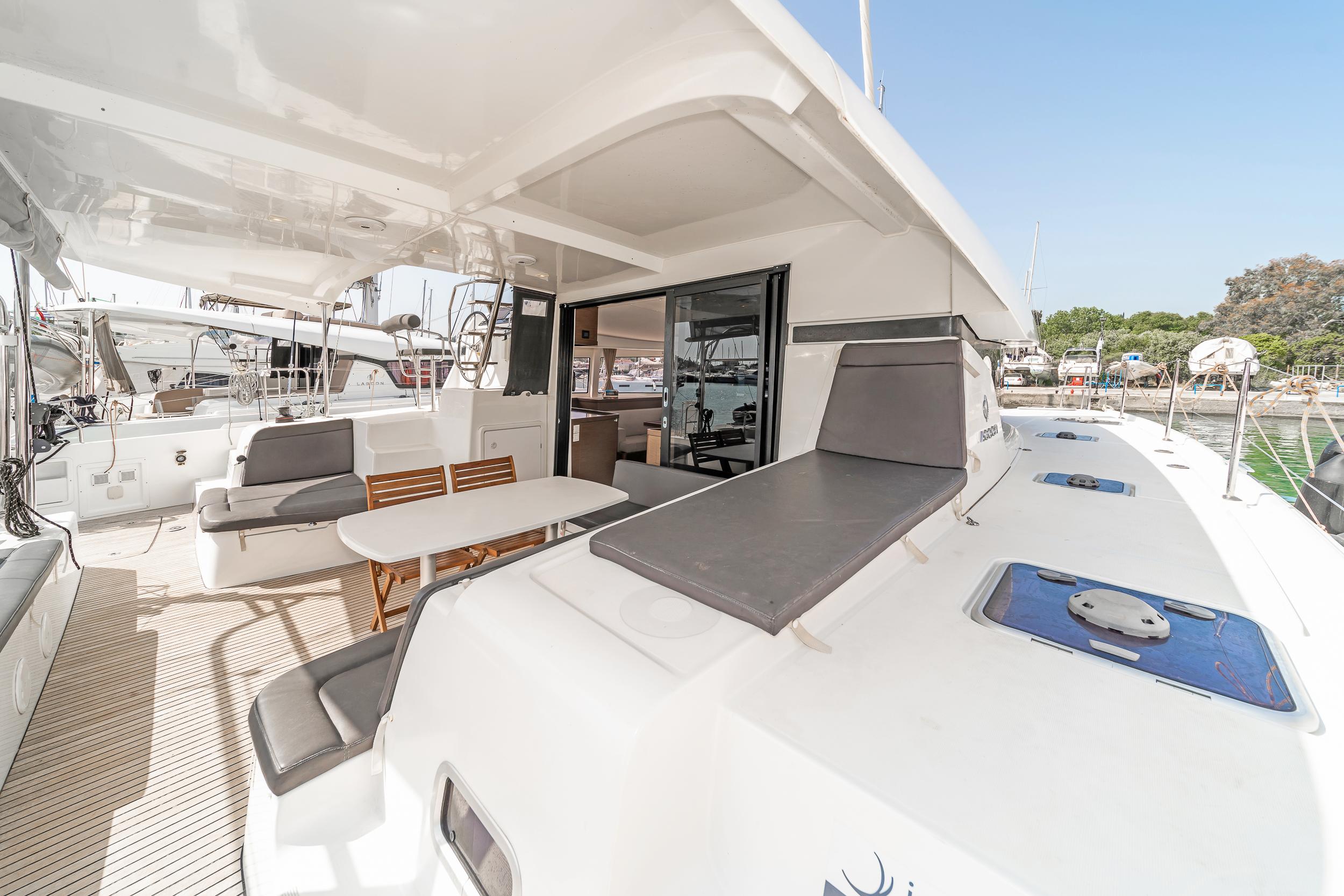 Lagoon 42 - 4 + 2 cab., picture 7