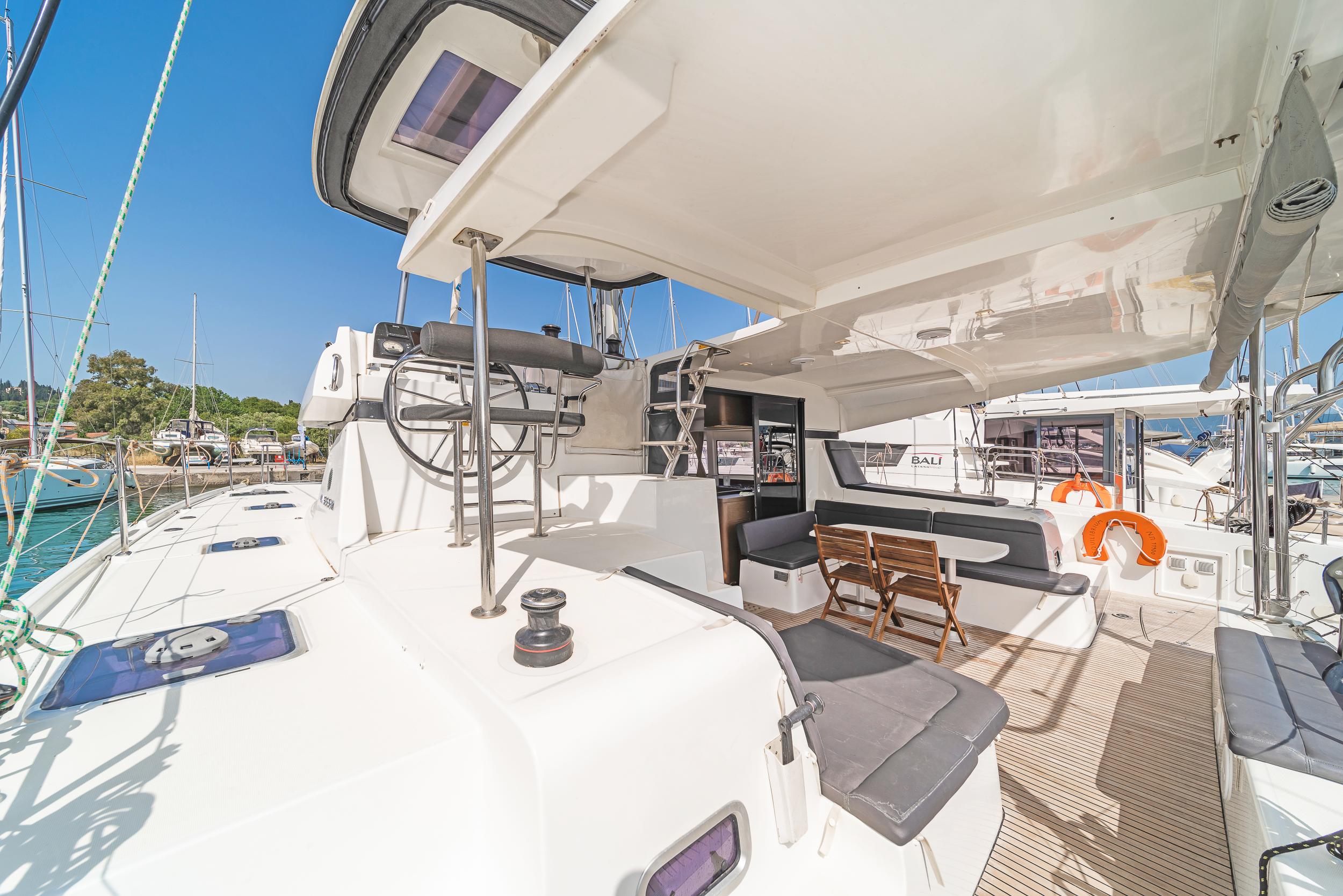 Lagoon 42 - 4 + 2 cab., picture 8