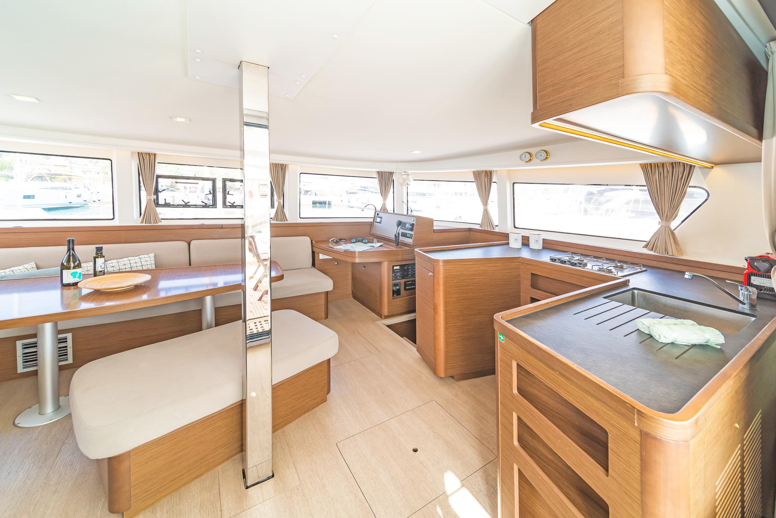 Lagoon 42 - 4 + 2 cab., picture 16