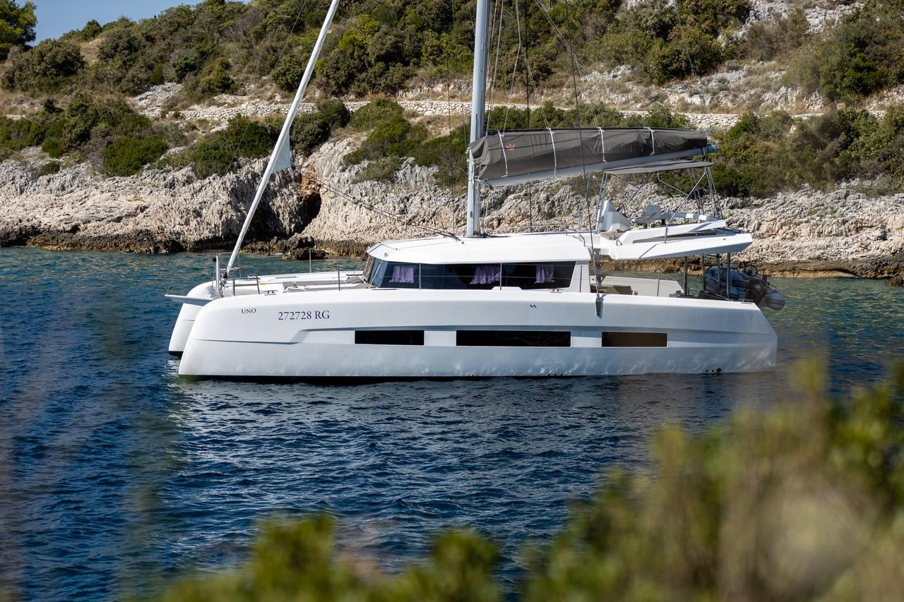 Dufour 48 Catamaran - 5 + 1 cab., picture 9