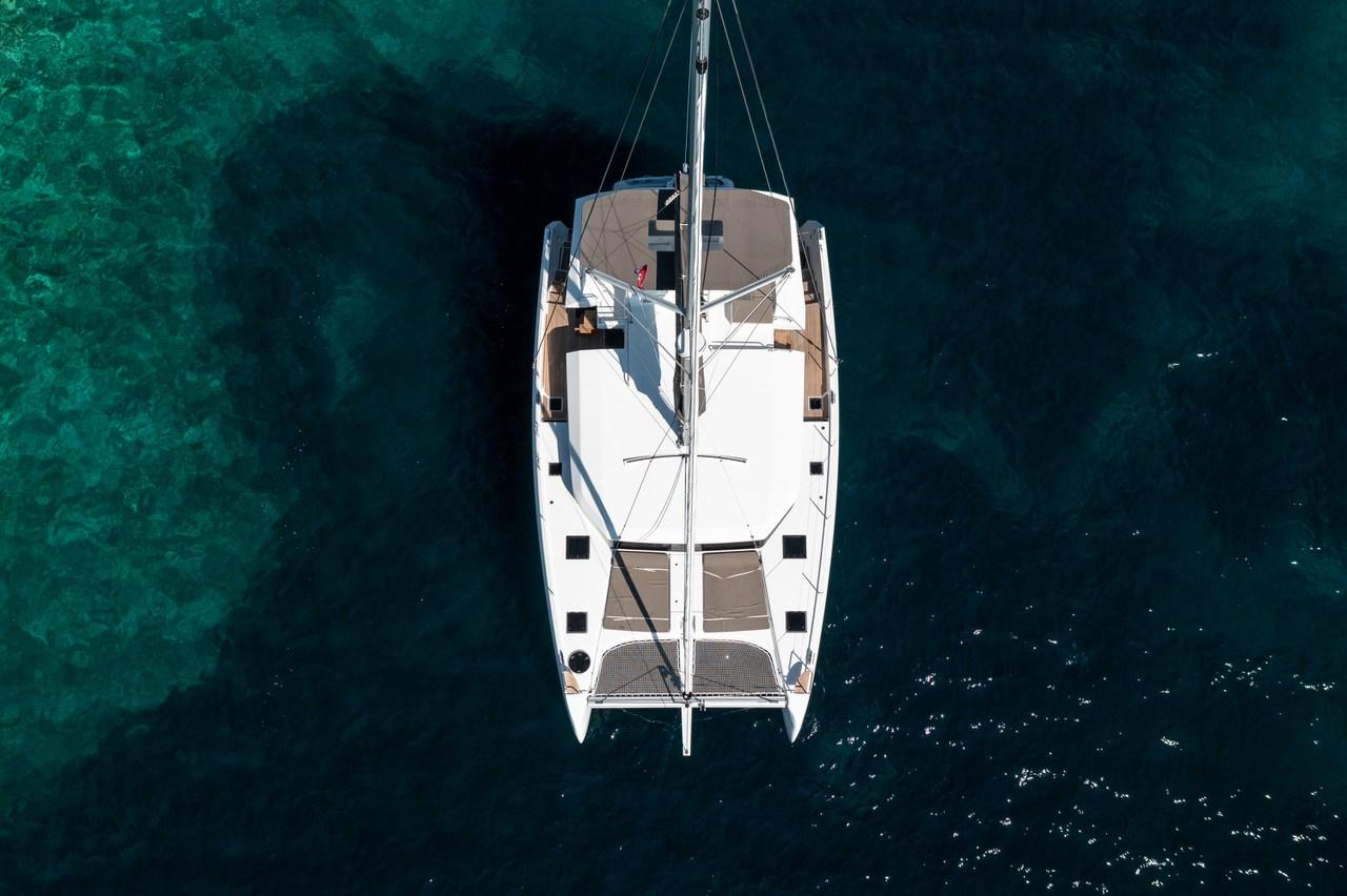 Dufour 48 Catamaran - 5 + 1 cab., picture 6