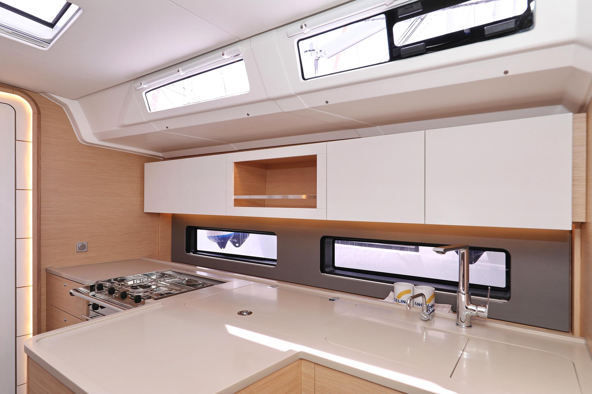 Dufour 41 - 3 cab., picture 22