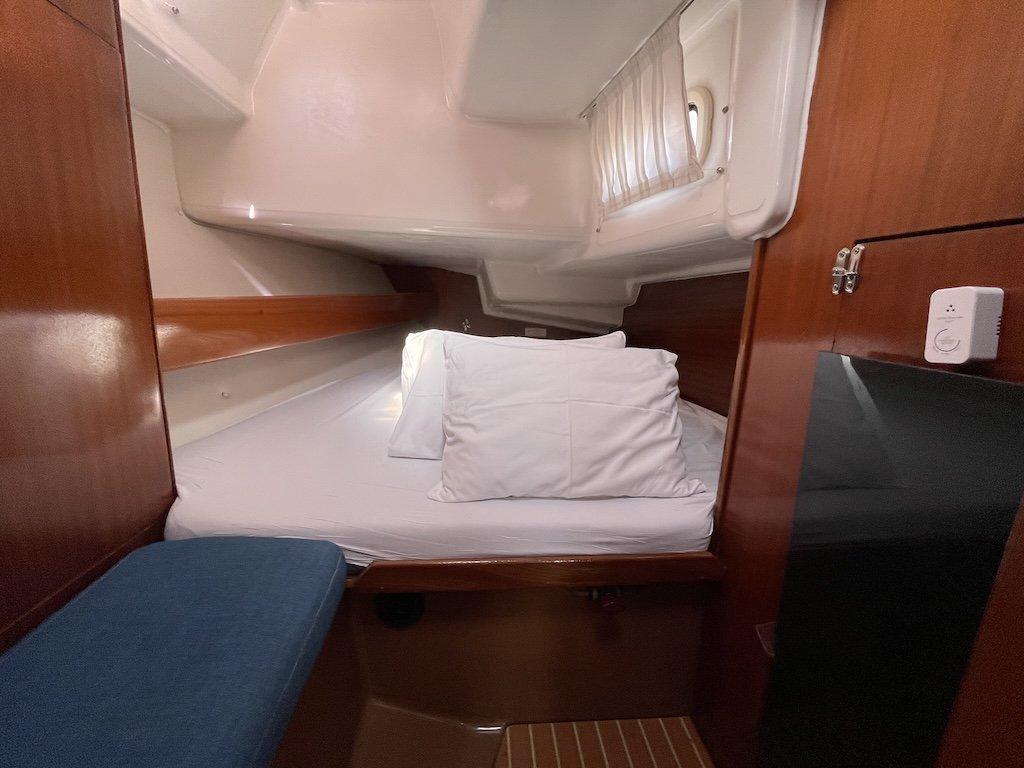 Bavaria 44, picture 21