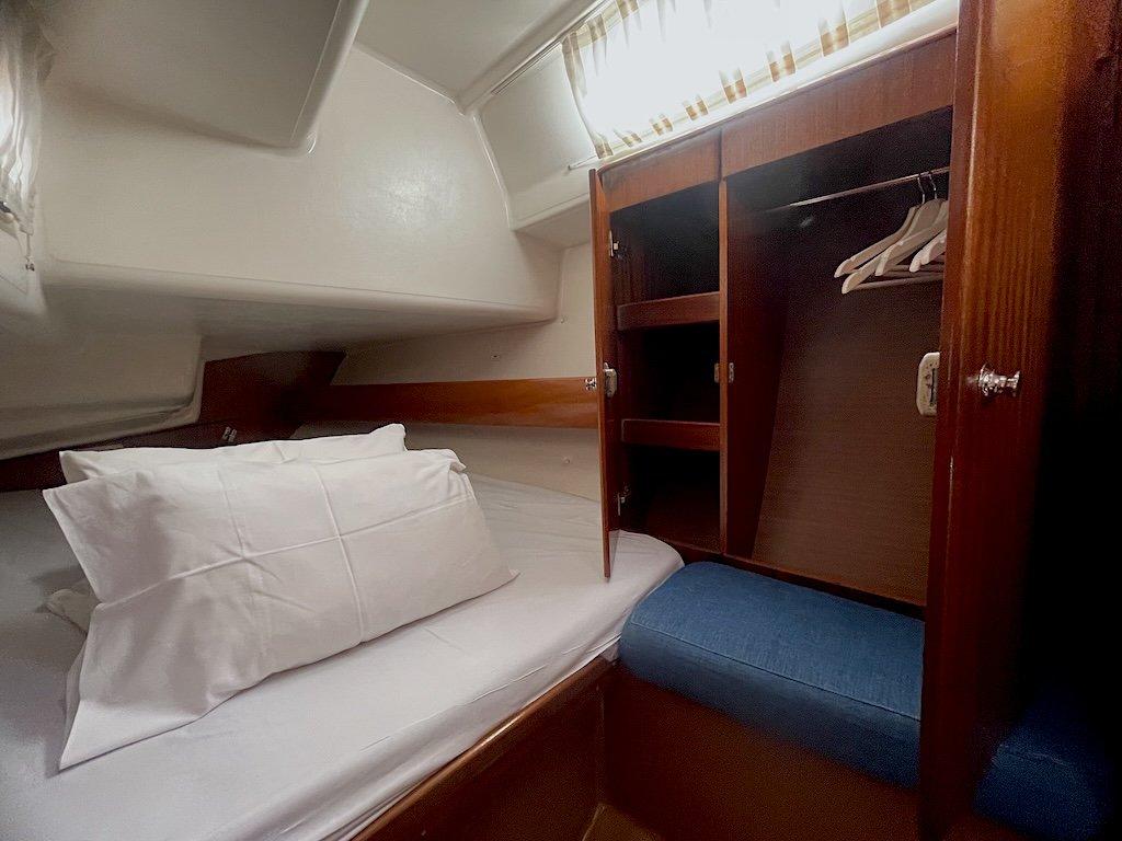 Bavaria 44, picture 17