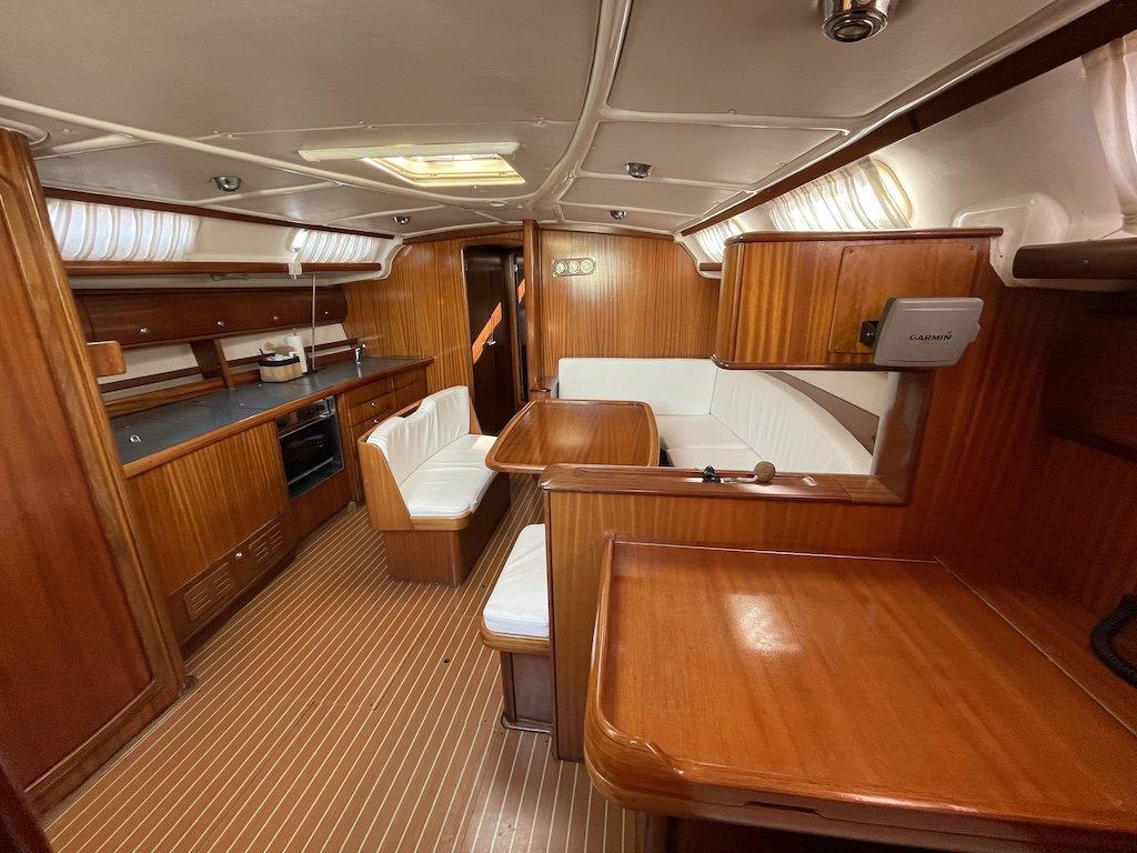 Bavaria 44, picture 6