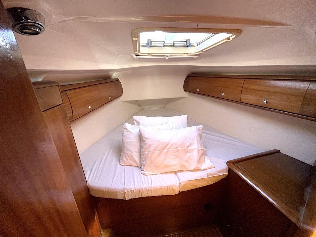 Bavaria 44, picture 15