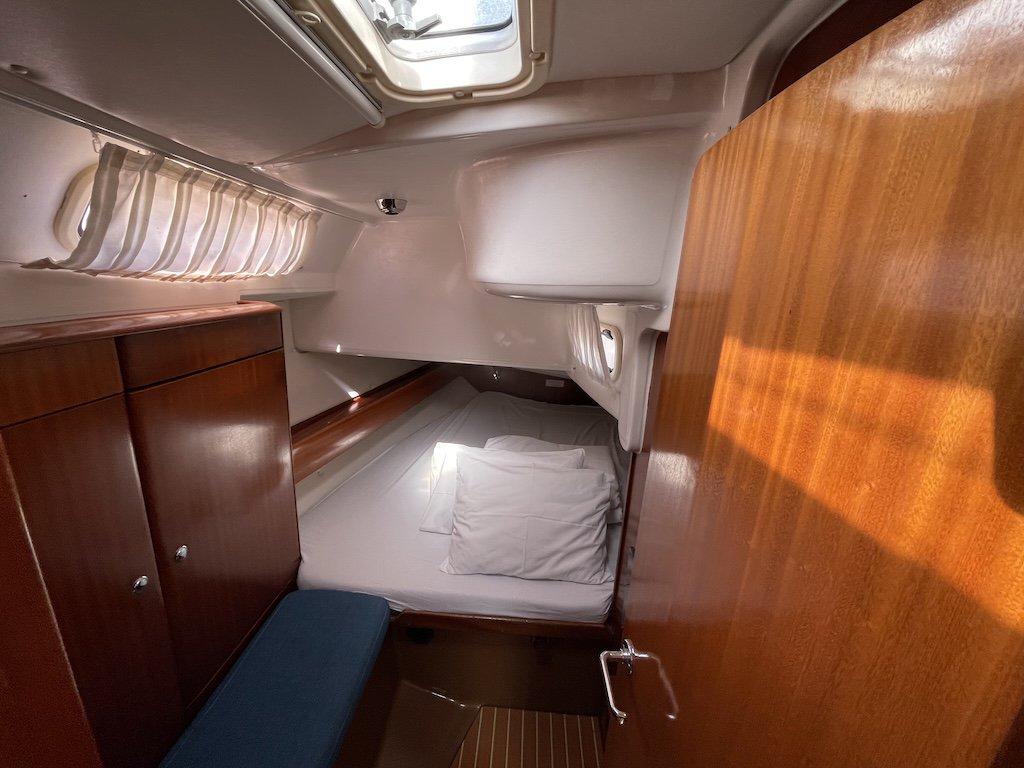 Bavaria 44, picture 18