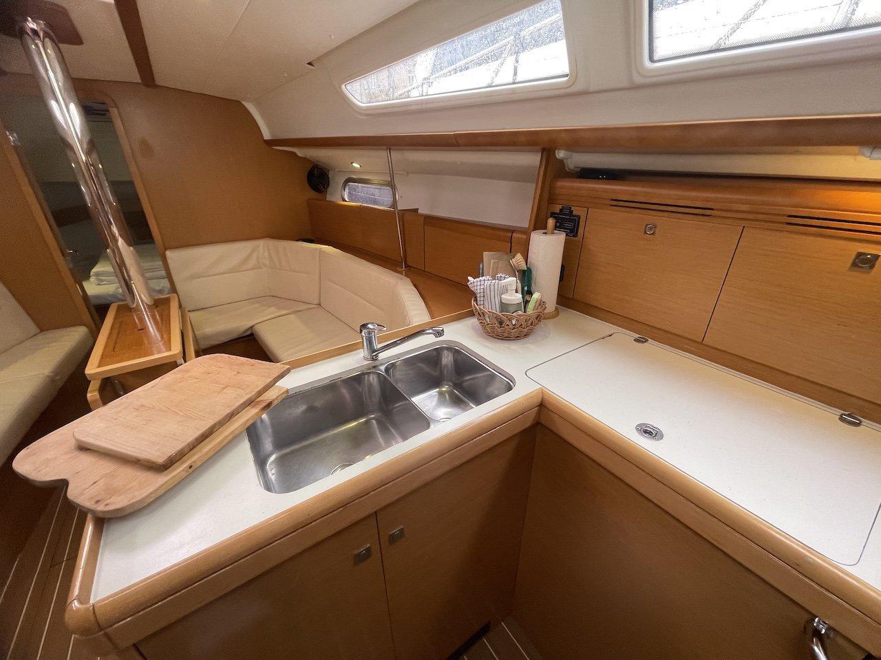 Sun Odyssey 36i, picture 17
