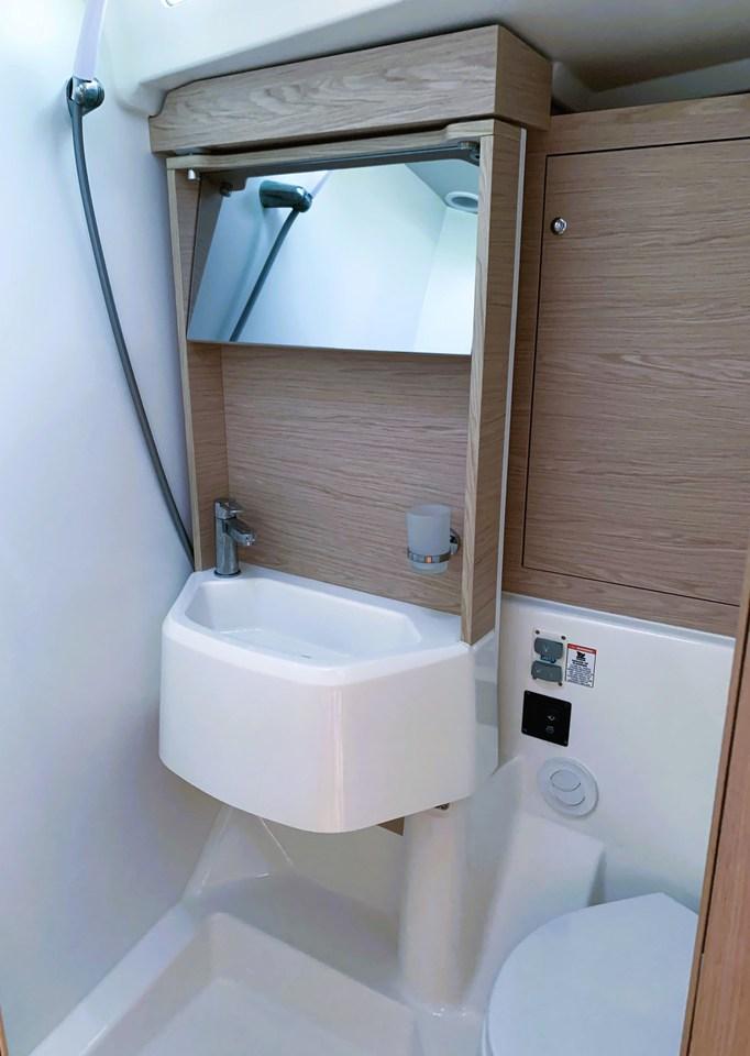 Oceanis 51.1 - 5 + 1 cab., picture 13