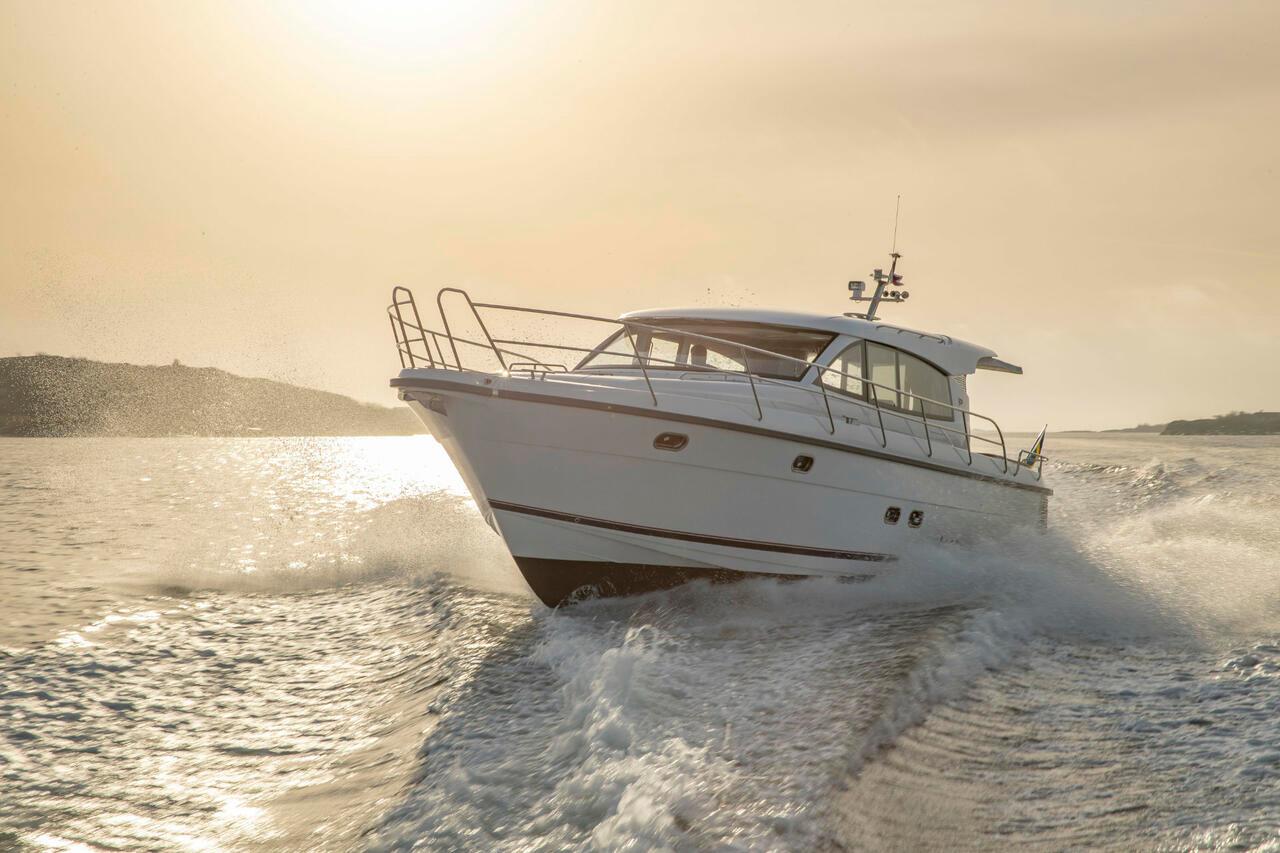 Nimbus 405 Coupe, picture 3