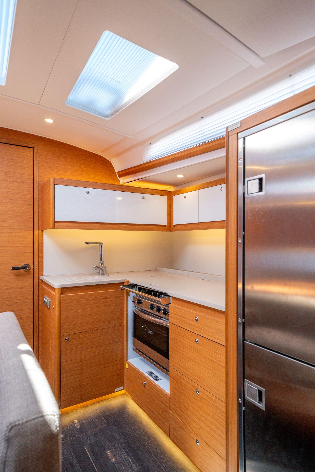 Dufour 470 - 5 cab., picture 15