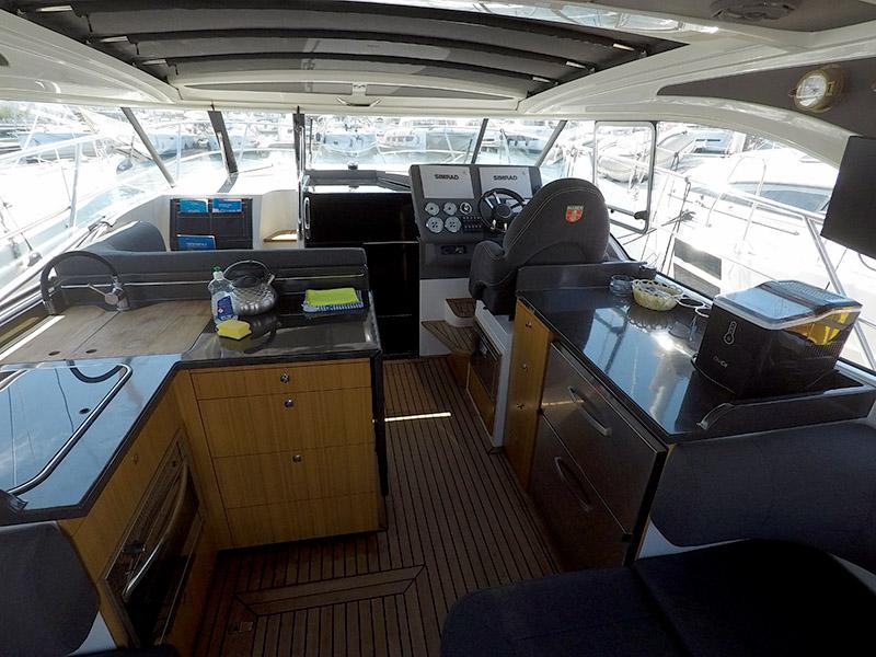 Marex 360 Cabriolet Cruiser, picture 4