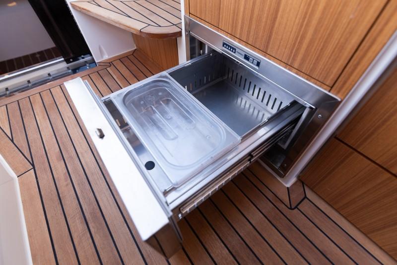 Marex 360 Cabriolet Cruiser, picture 8