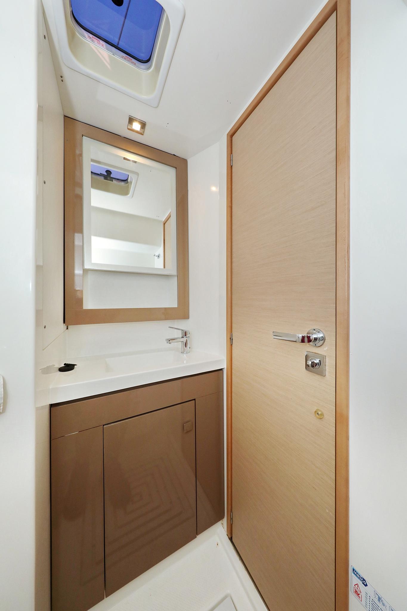 Fountaine Pajot Saba 50 - 6 + 1 cab., picture 38