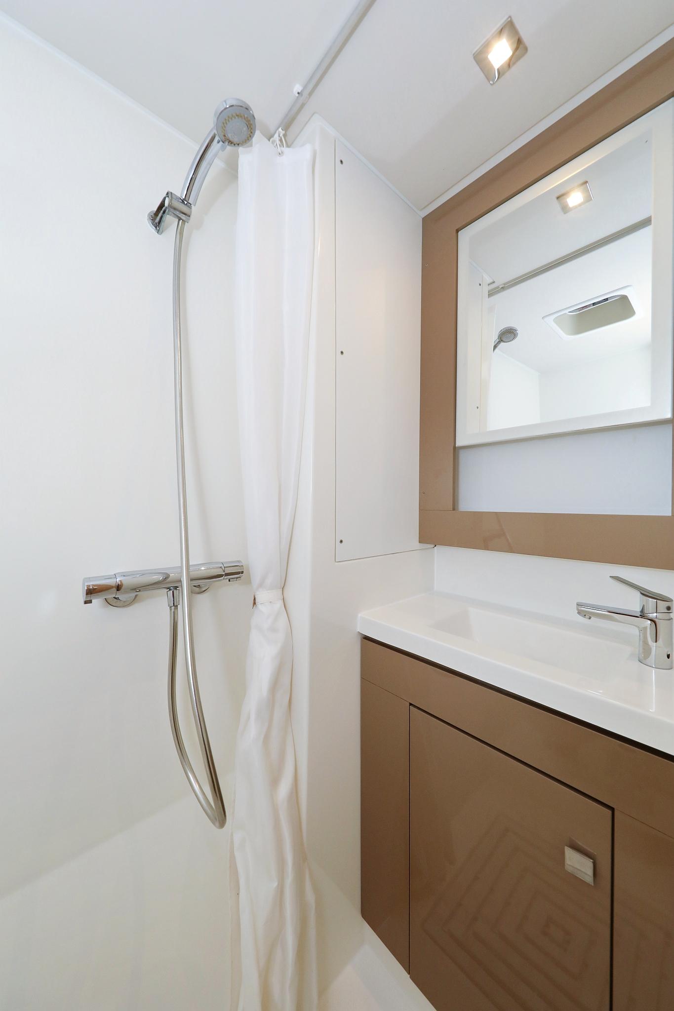 Fountaine Pajot Saba 50 - 6 + 1 cab., picture 41