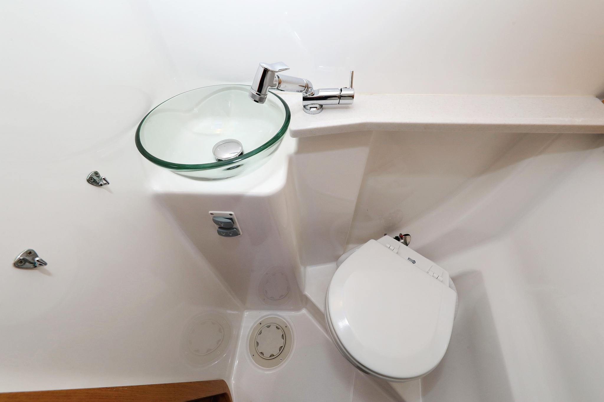 Dufour 460 GL, picture 32