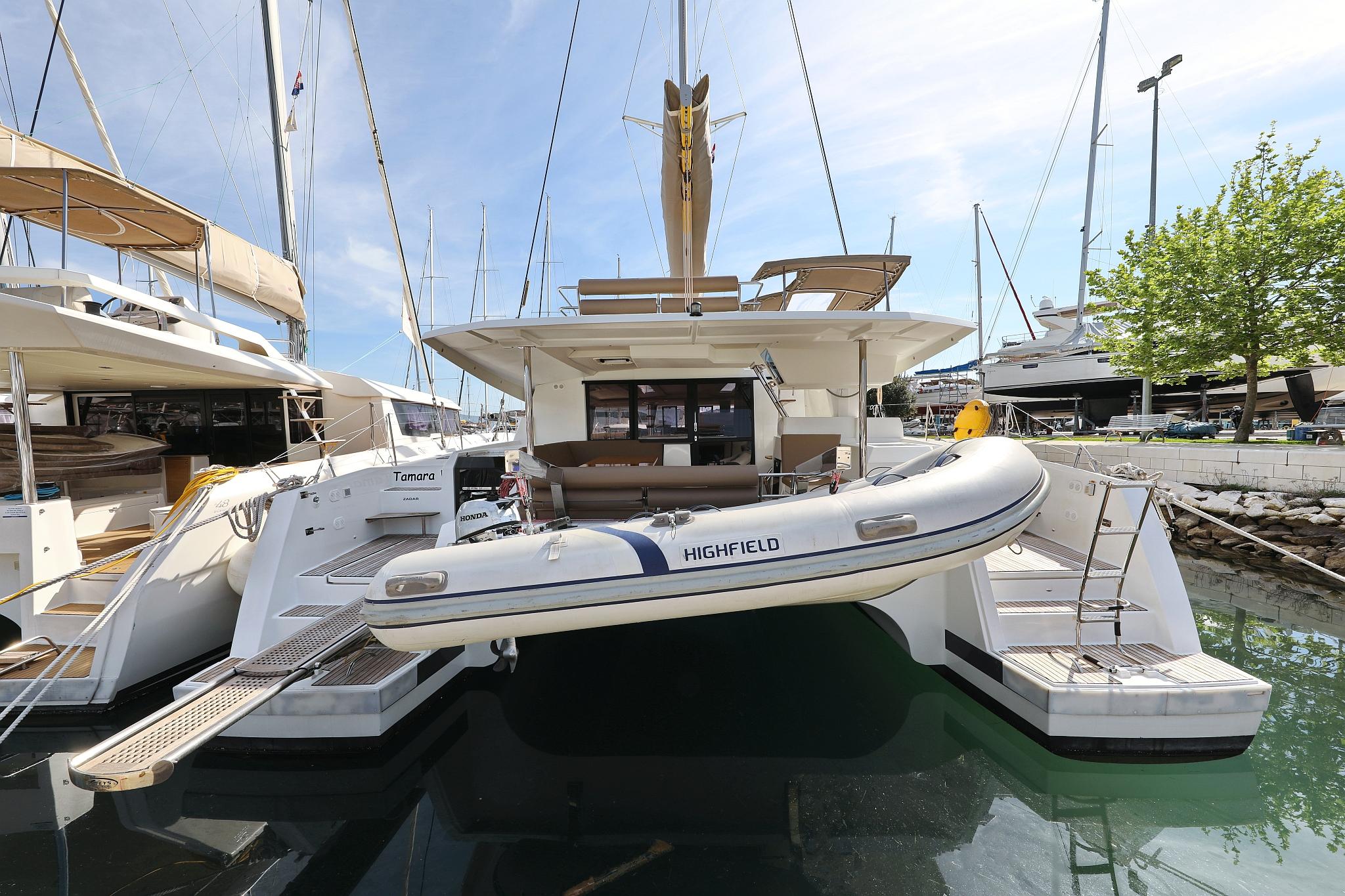 Fountaine Pajot Saona 47 Quintet - 5 + 1 cab., picture 1