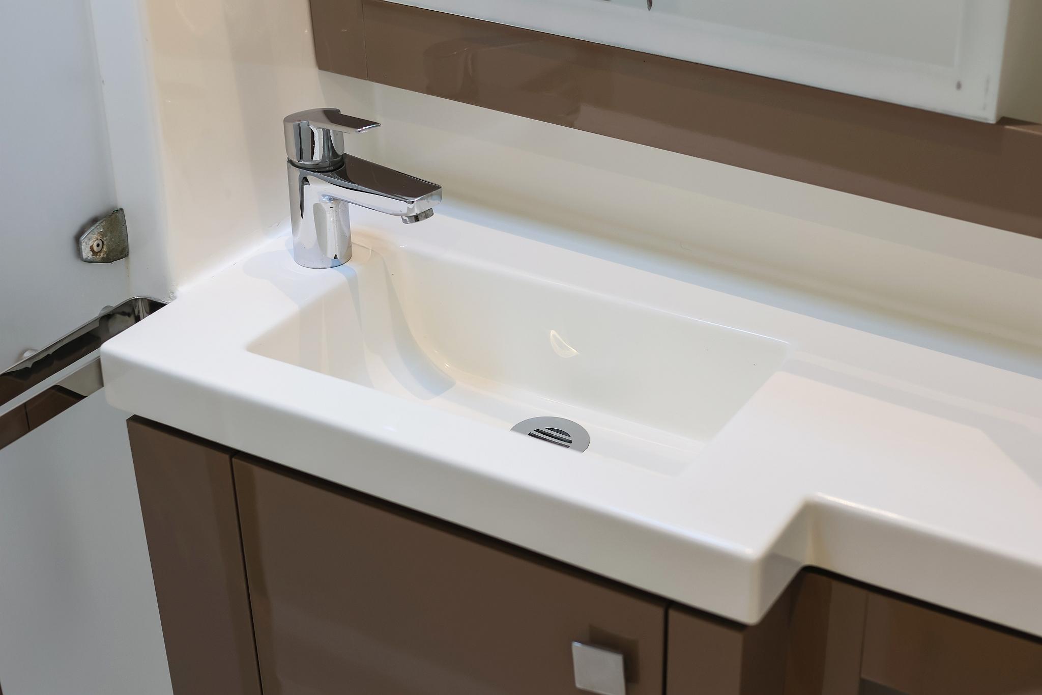 Fountaine Pajot Saona 47 Quintet - 5 + 1 cab., picture 40