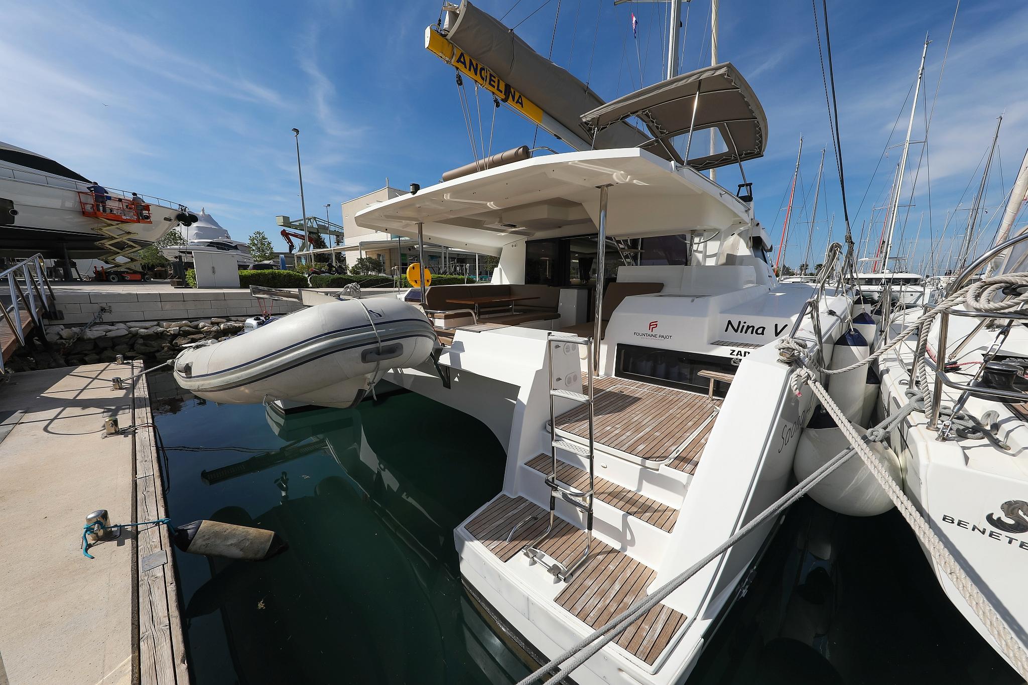 Fountaine Pajot Saona 47 Quintet - 5 + 1 cab., picture 3