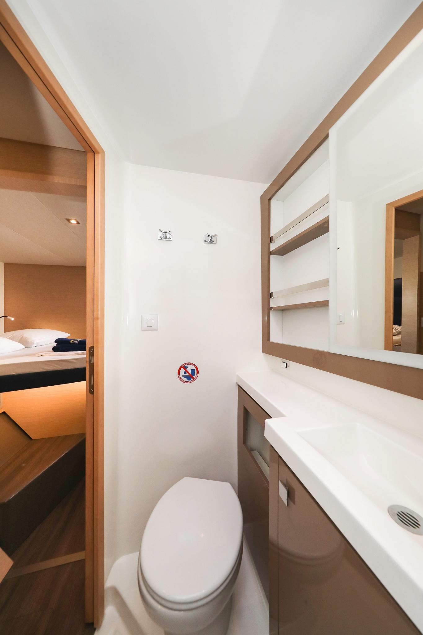 Fountaine Pajot Saona 47 Quintet - 5 + 1 cab., picture 34