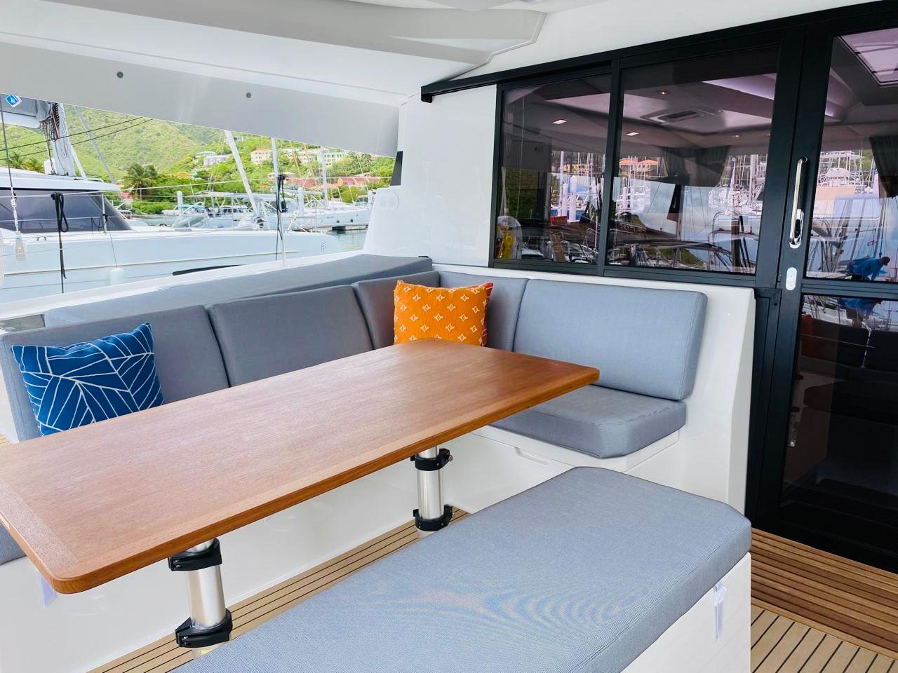 Fountaine Pajot Elba 45 - 3 cab., picture 5