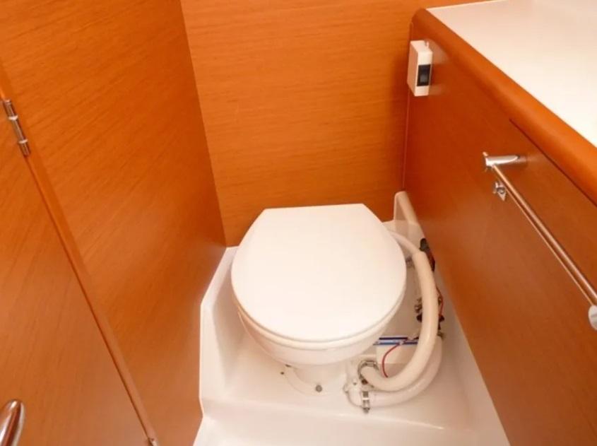 Sun Odyssey 449, picture 12