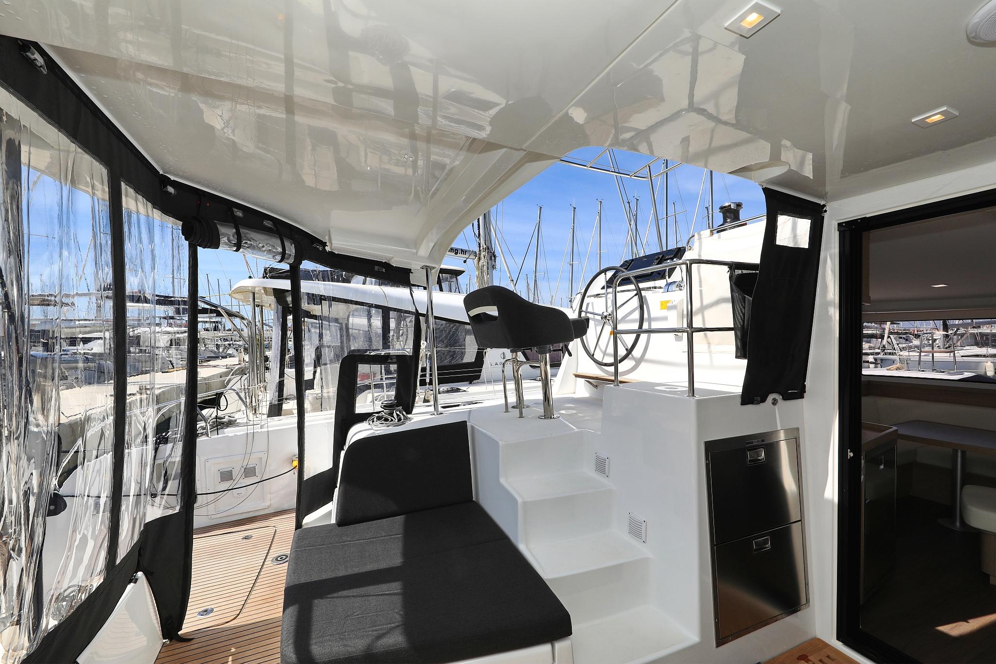 Lagoon 42 - 4 + 2 cab., picture 5