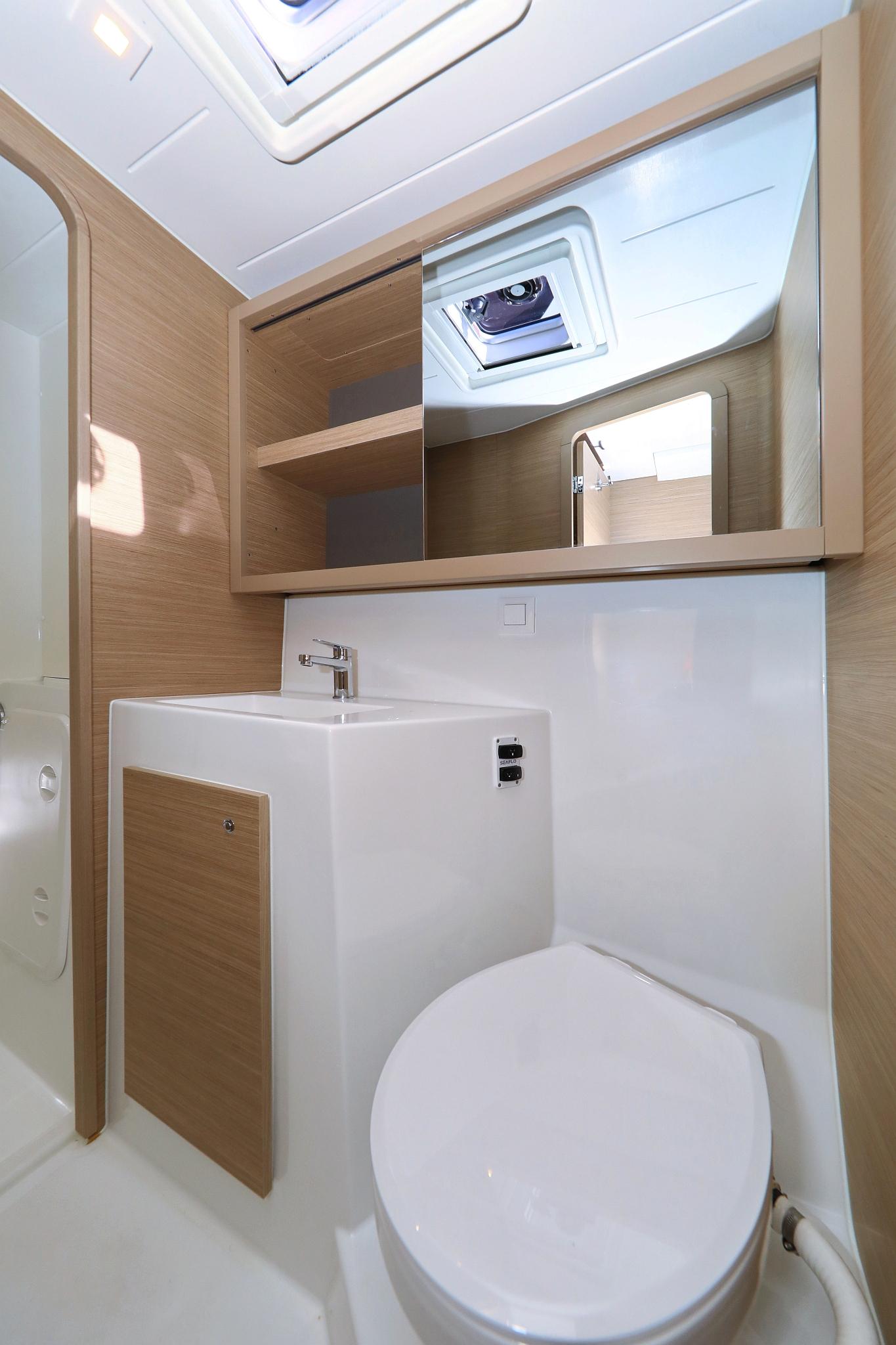 Lagoon 42 - 4 + 2 cab., picture 80