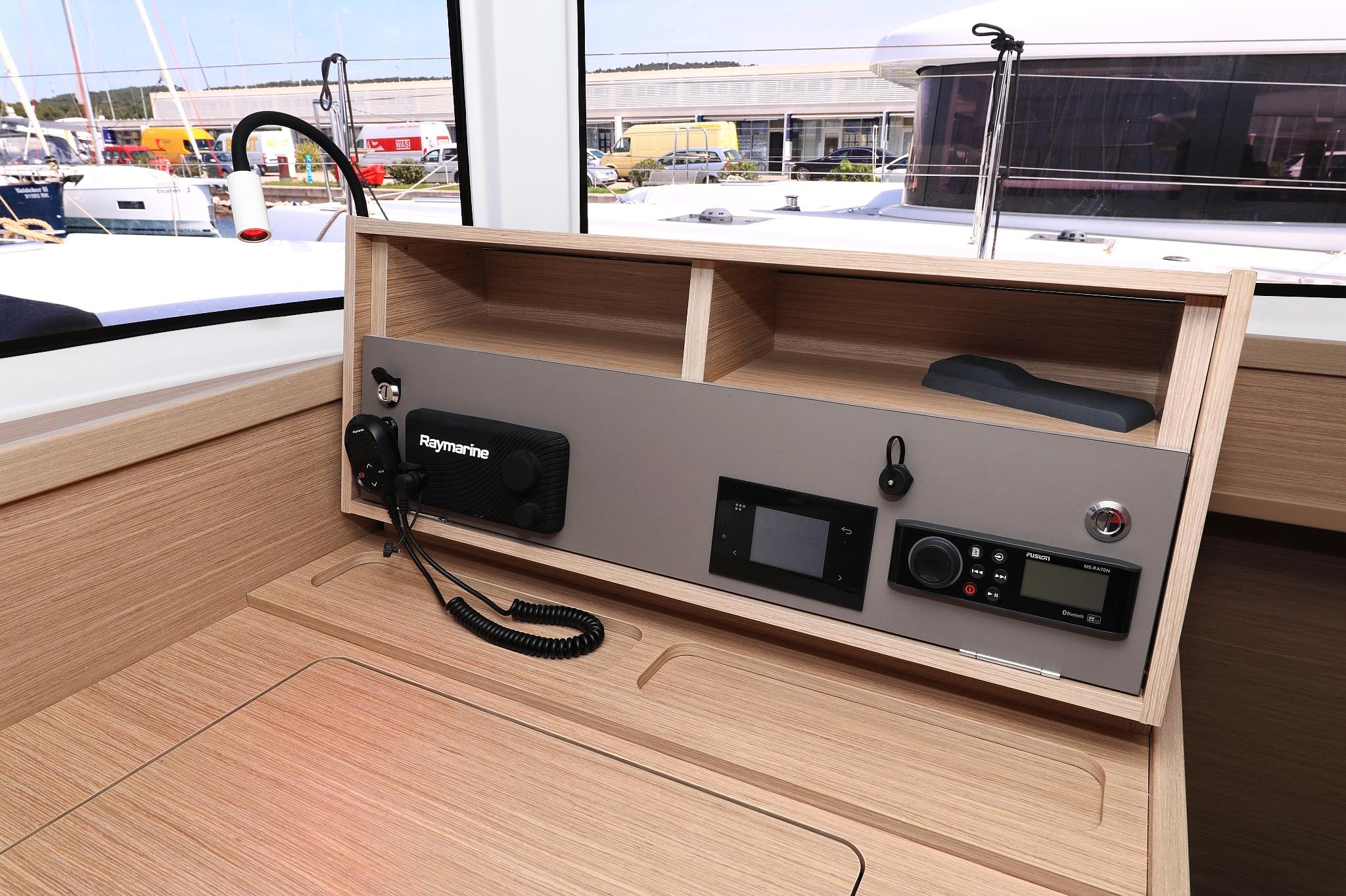 Lagoon 42 - 4 + 2 cab., picture 36