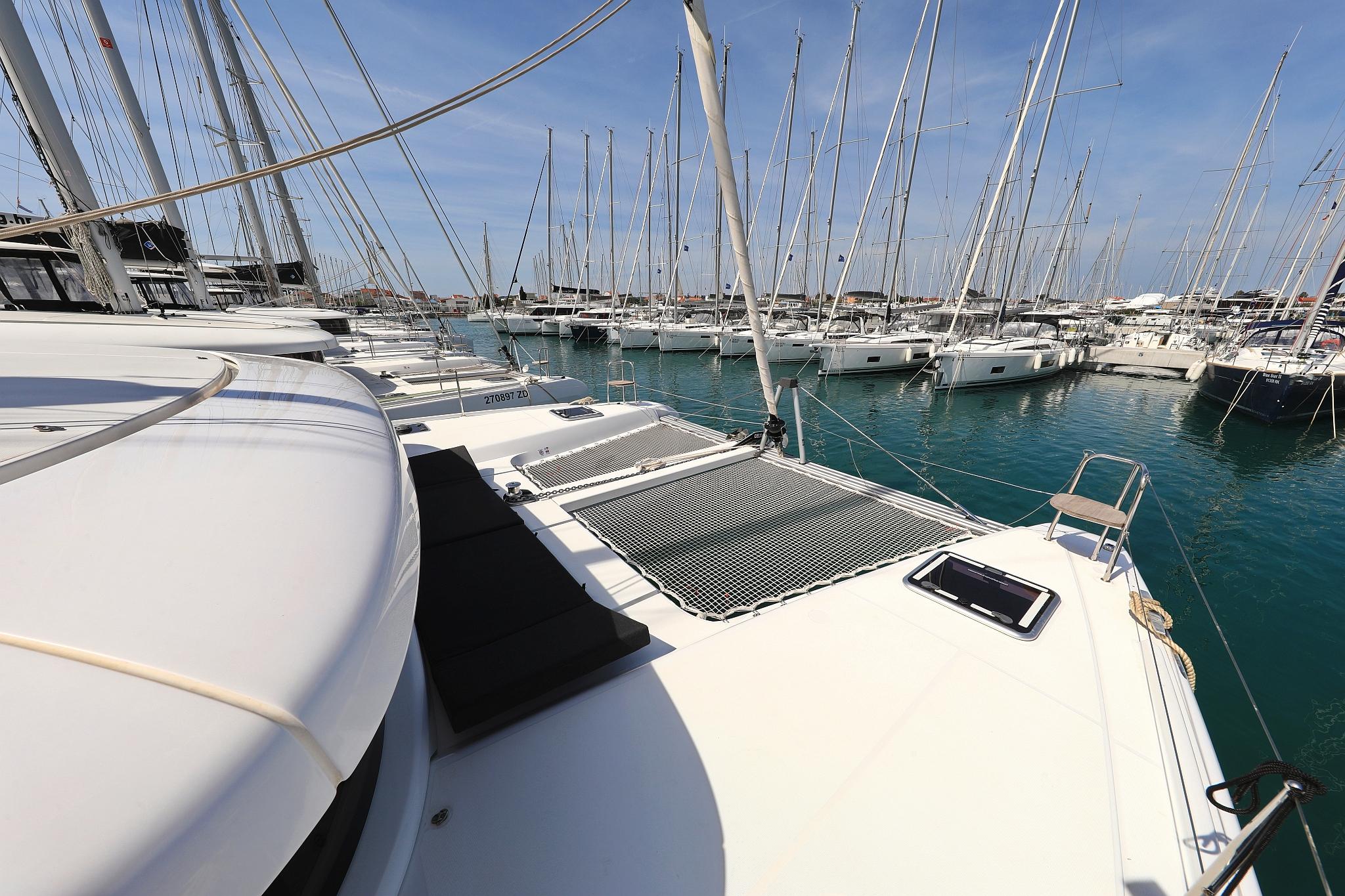 Lagoon 42 - 4 + 2 cab., picture 16