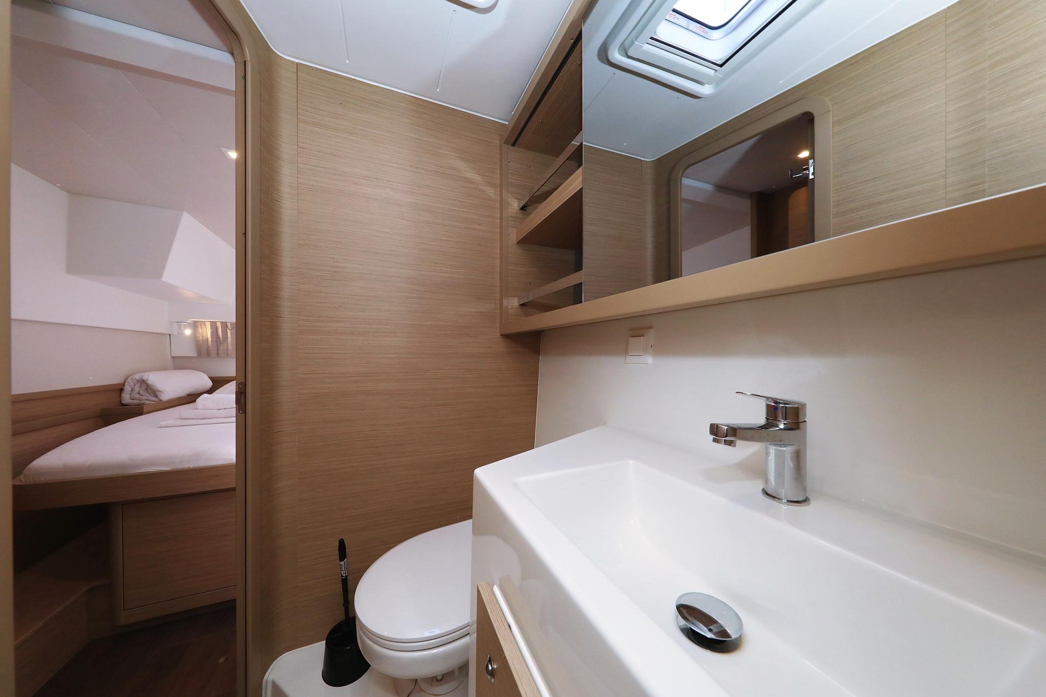 Lagoon 42 - 4 + 2 cab., picture 74