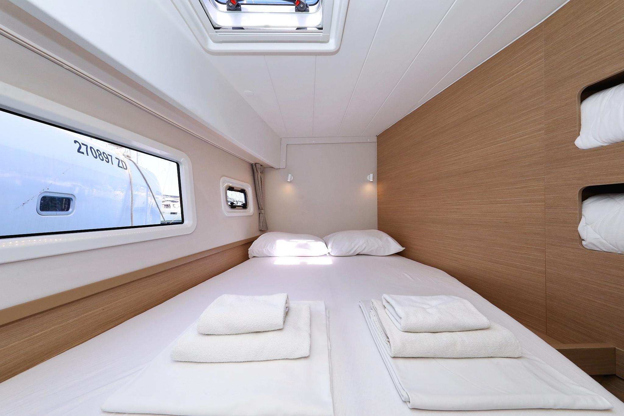 Lagoon 42 - 4 + 2 cab., picture 63