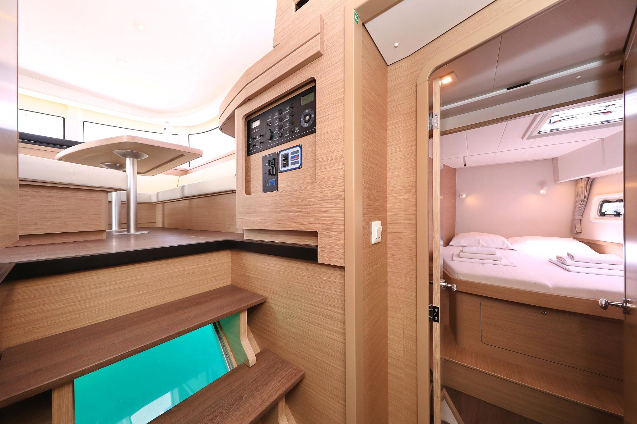 Lagoon 42 - 4 + 2 cab., picture 33