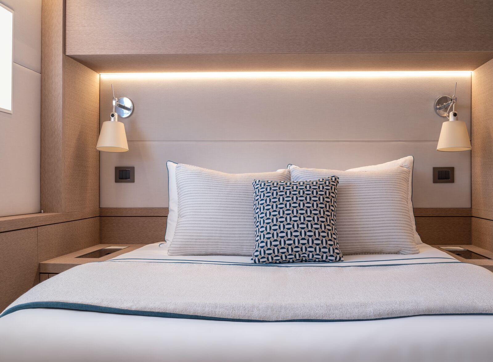 Lagoon Seventy 7, picture 15