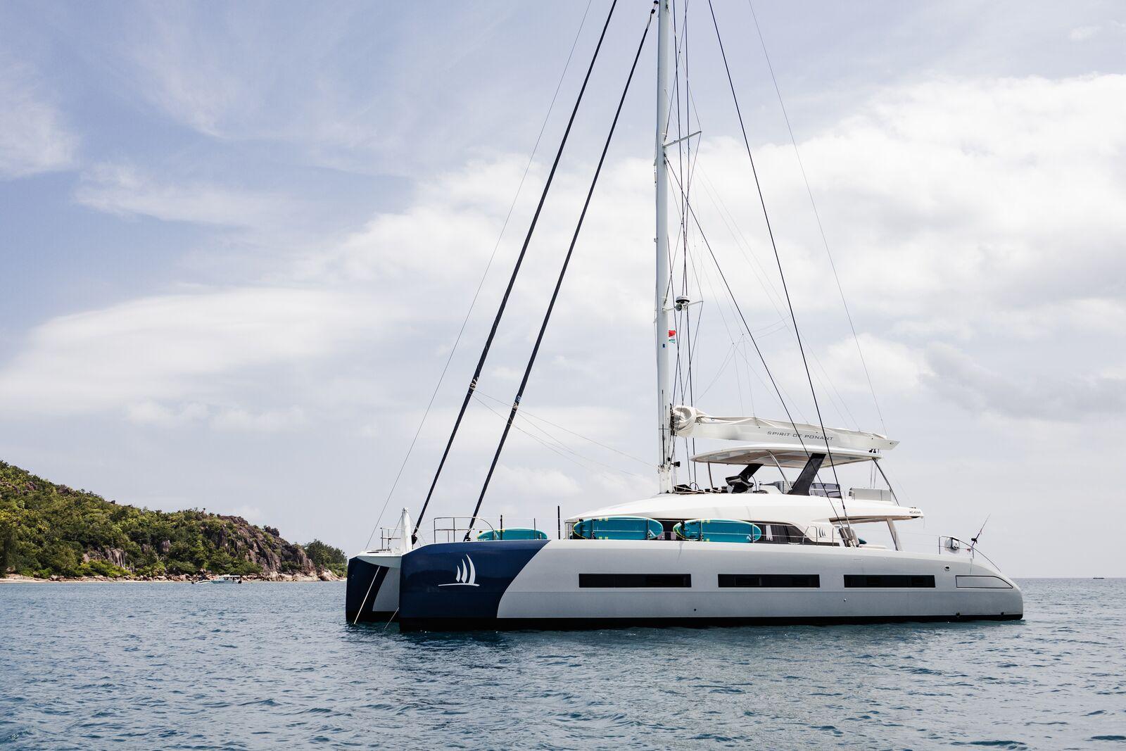 Lagoon Seventy 7, picture 6