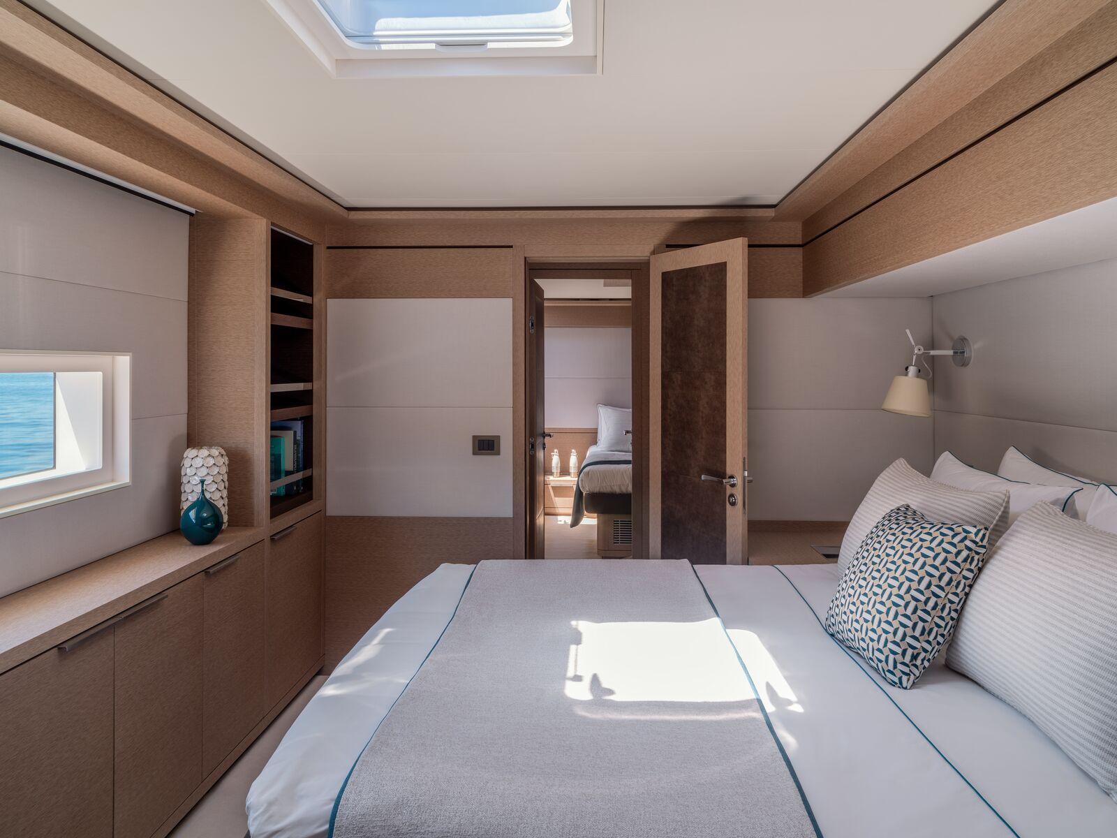 Lagoon Seventy 7, picture 16