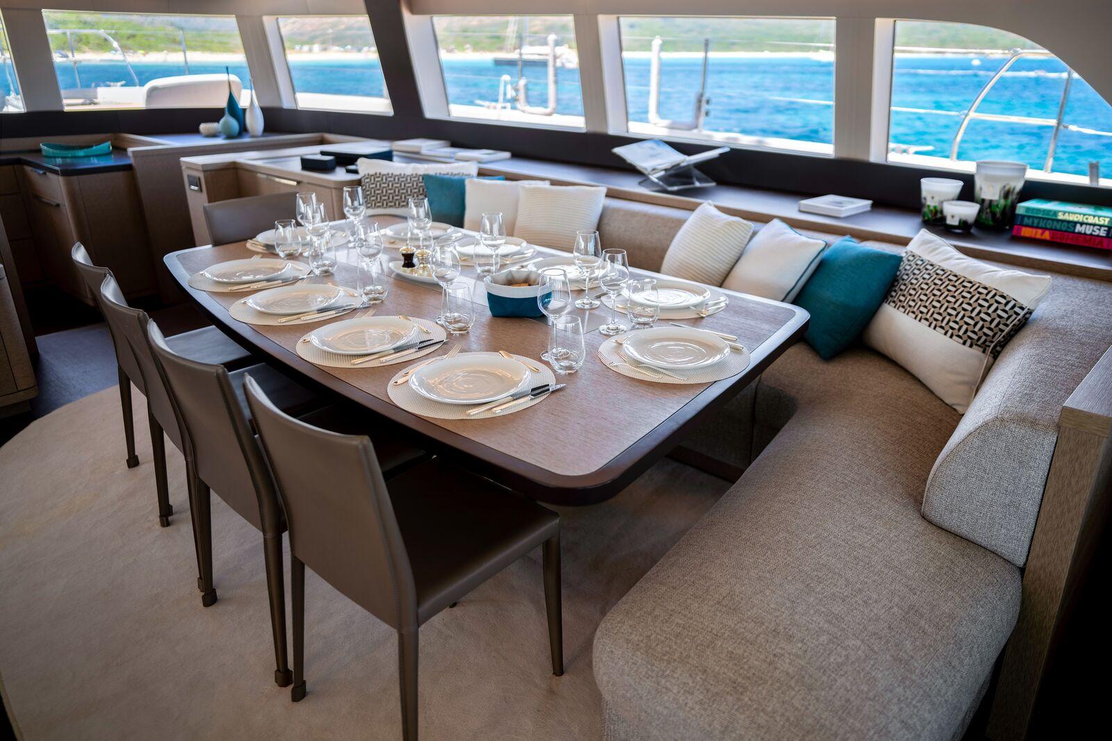 Lagoon Seventy 7, picture 12