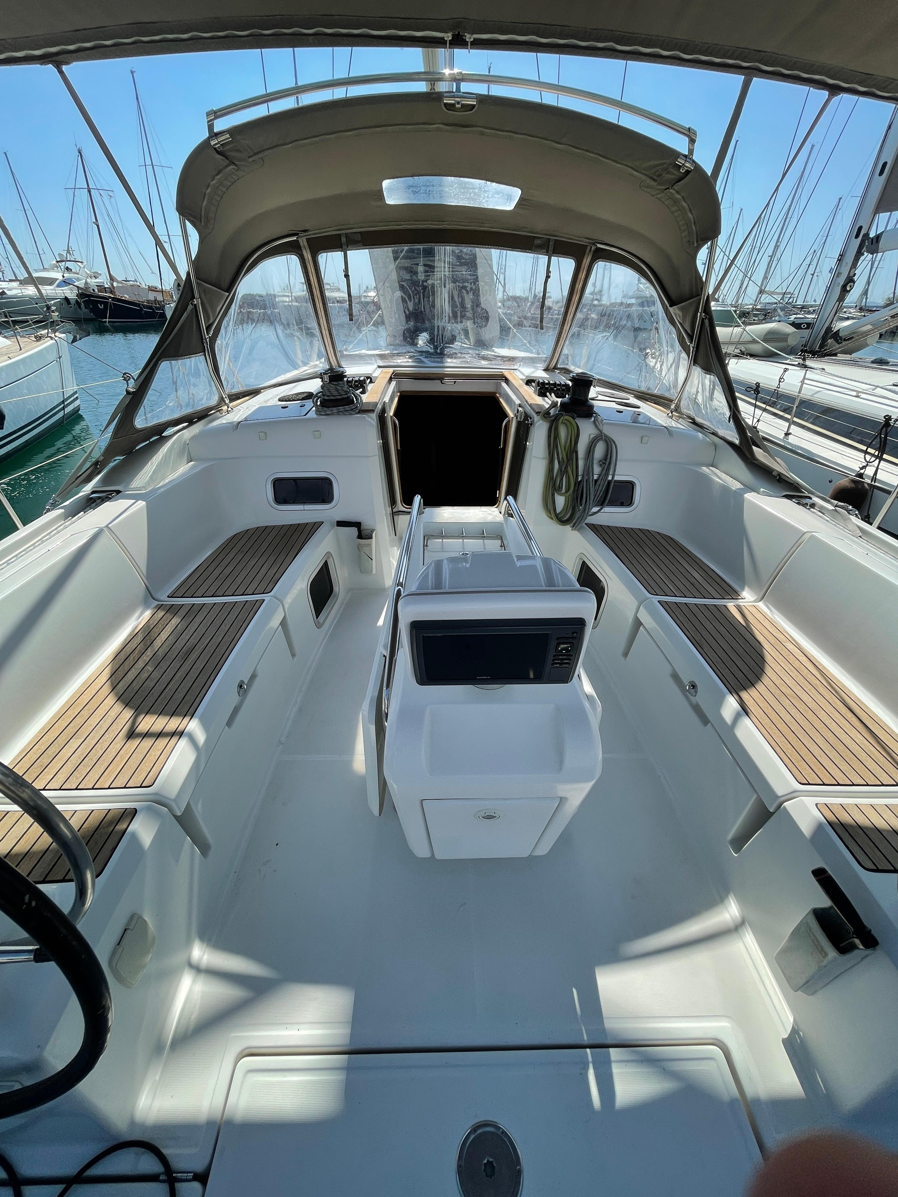 Sun Odyssey 469, picture 4