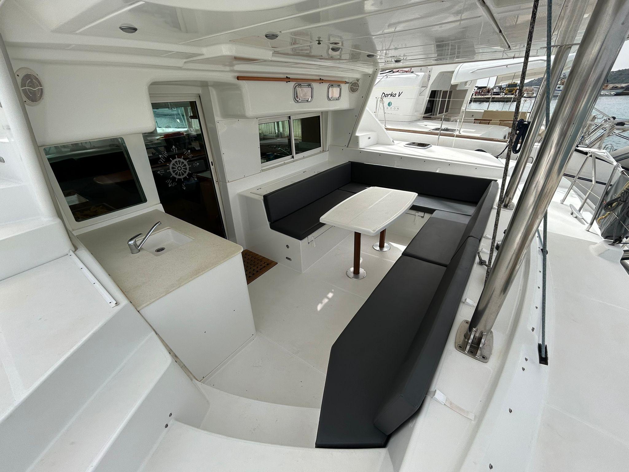 Lagoon 440 - 4 cab., picture 4