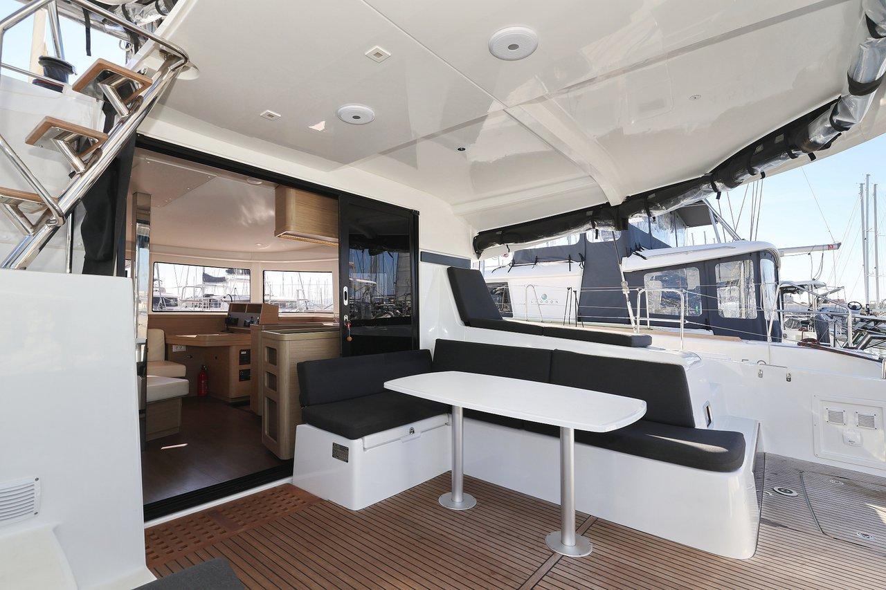 Lagoon 42 - 4 + 2 cab., picture 5