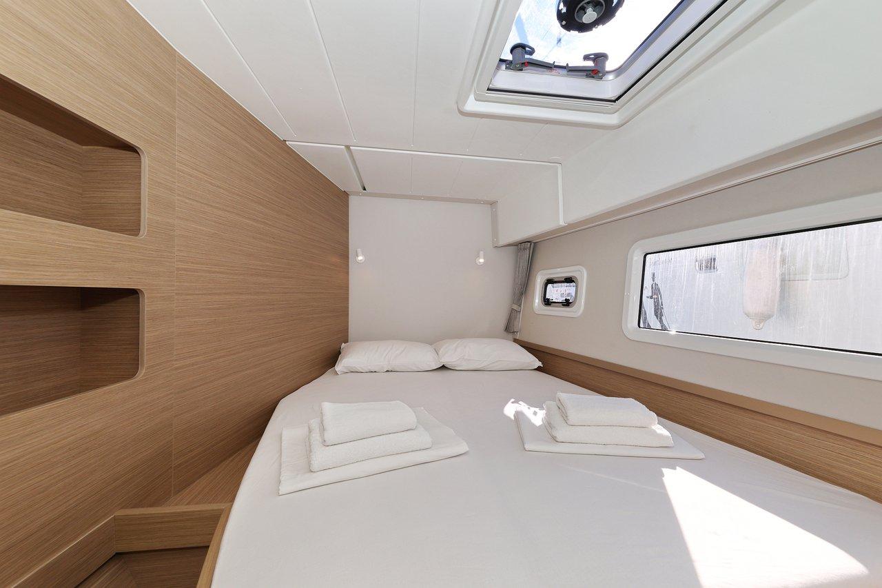 Lagoon 42 - 4 + 2 cab., picture 22