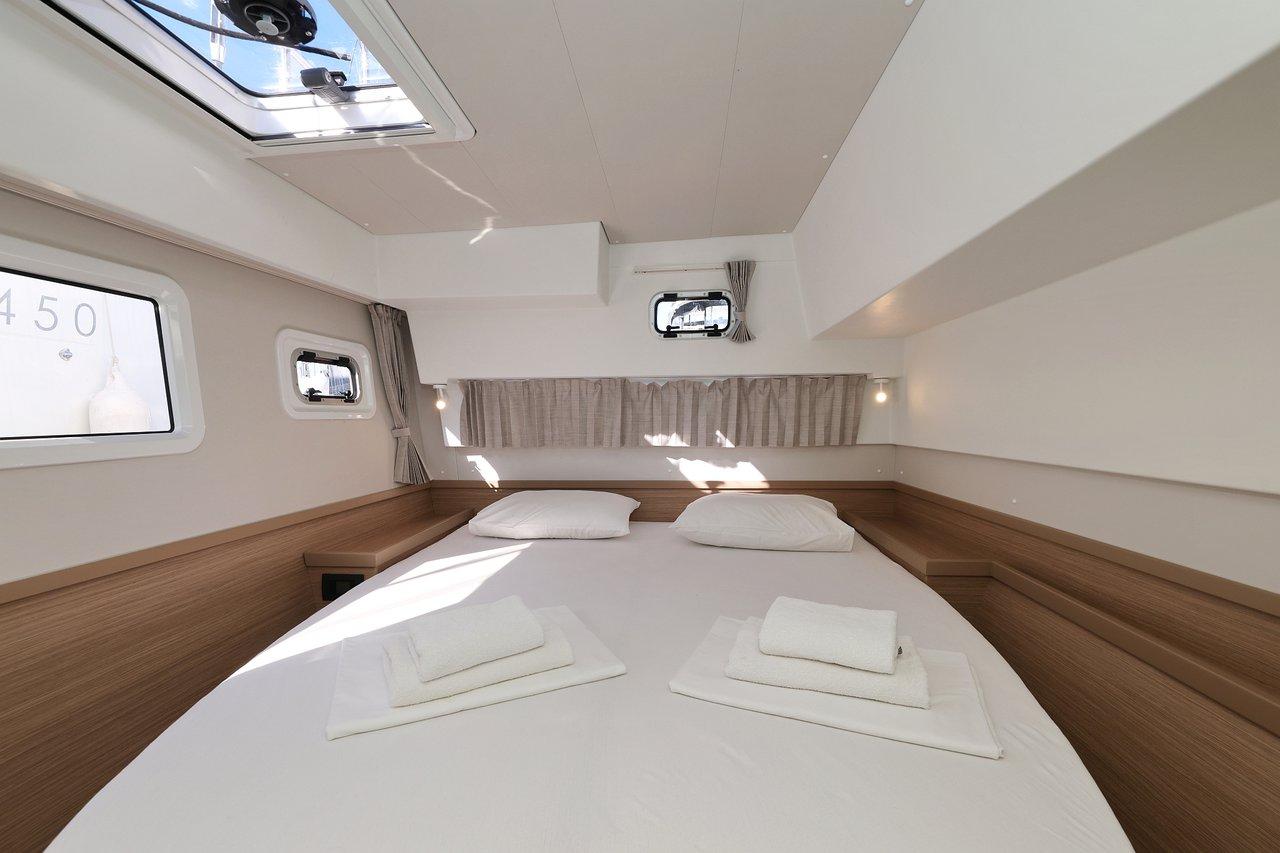 Lagoon 42 - 4 + 2 cab., picture 25