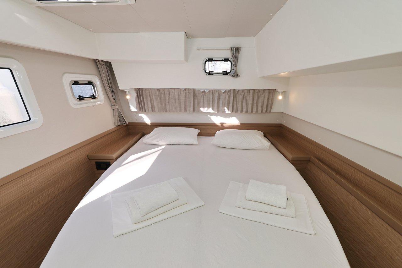 Lagoon 42 - 4 + 2 cab., picture 23