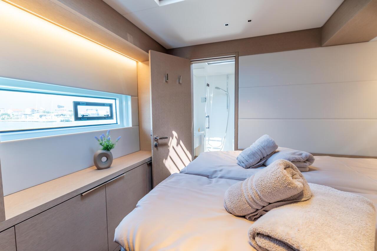 Lagoon Sixty 5, picture 27